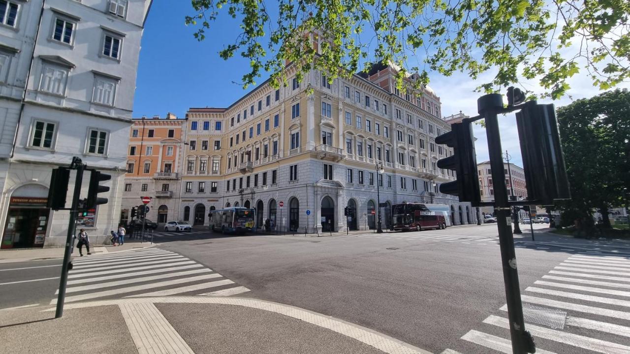 Le Saline Luxury Guest House Trieste Exteriör bild